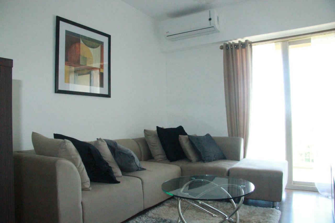 Marquee Residences 安吉利斯 外观 照片