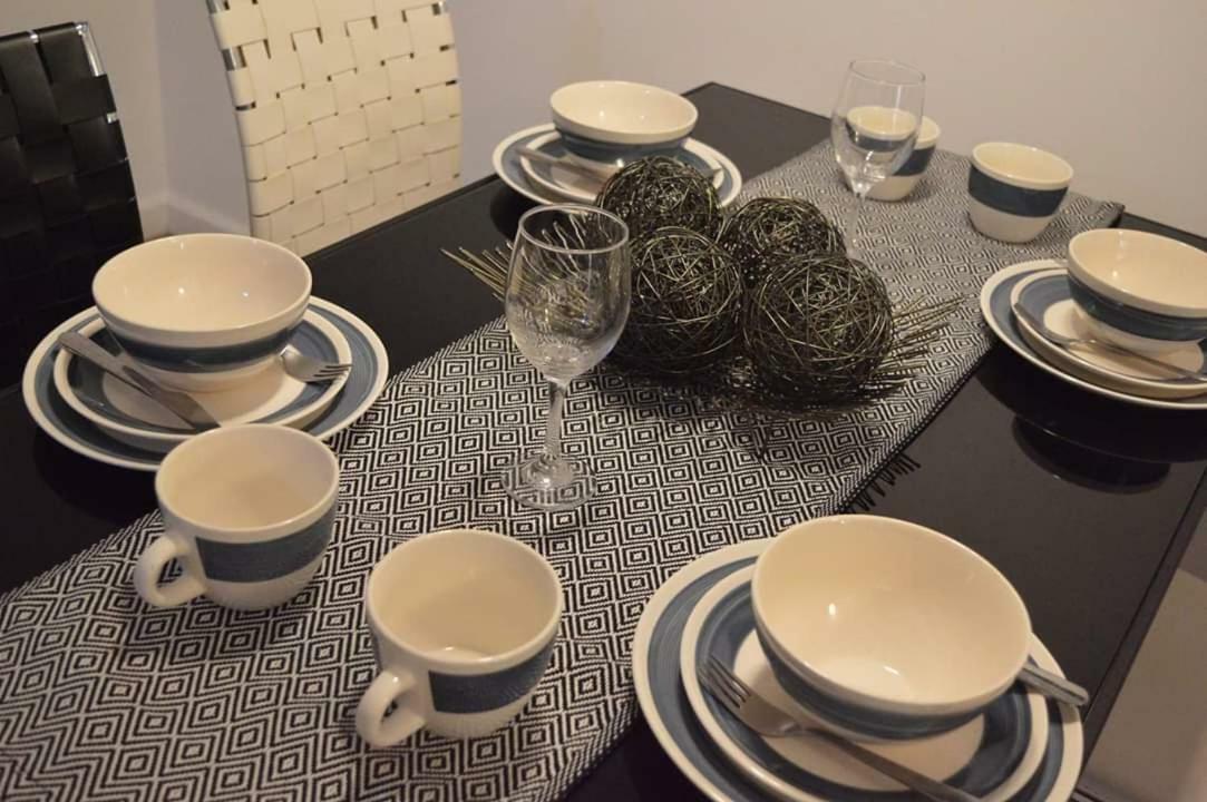 Marquee Residences 安吉利斯 外观 照片